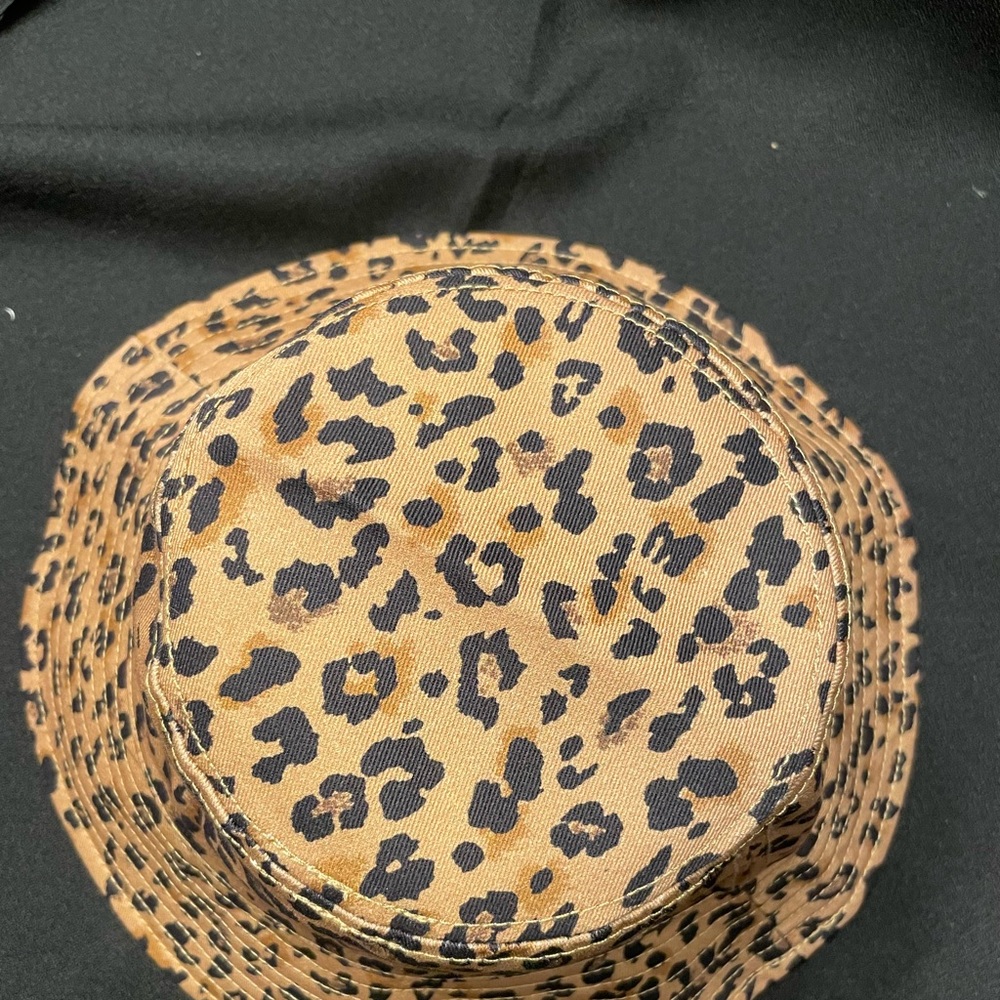 J. Crew Leopard Print Bucket Hat Size - Small/Medium - Picture 3 of 3